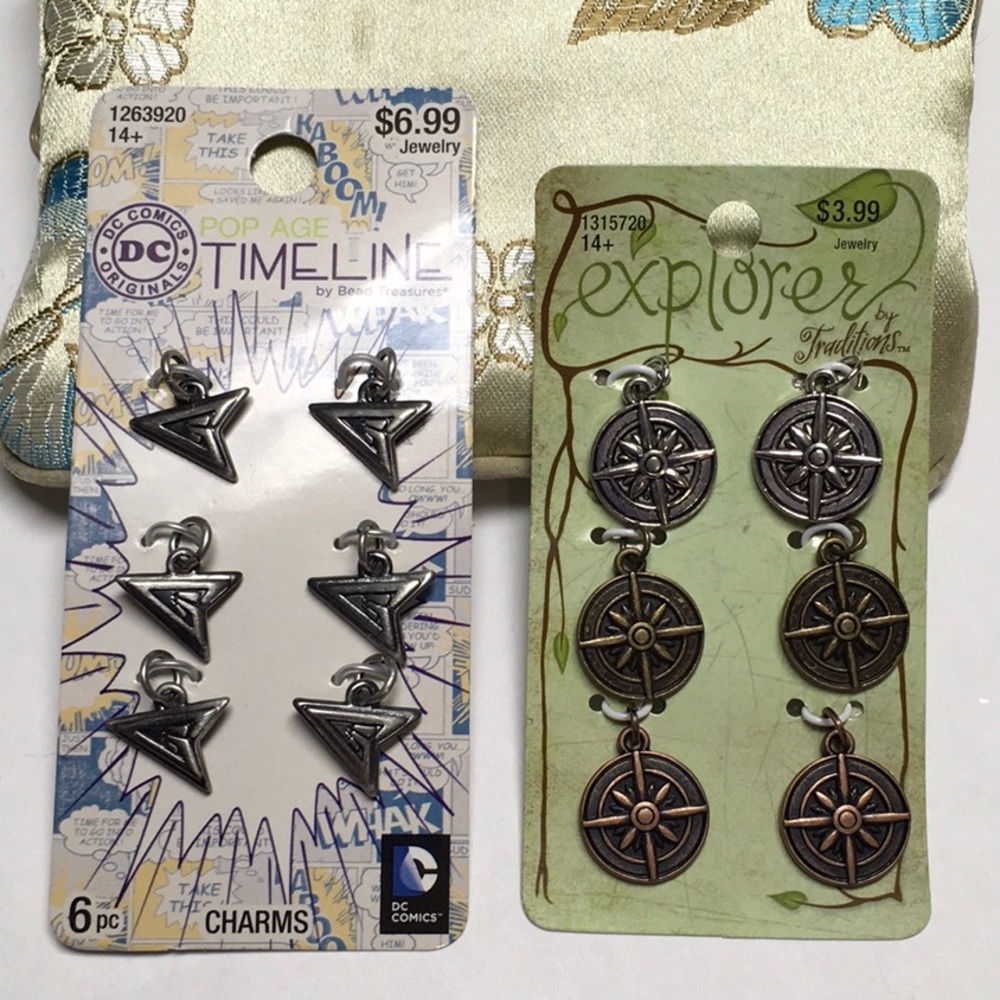 Paper Airplane and Compass Charms - set